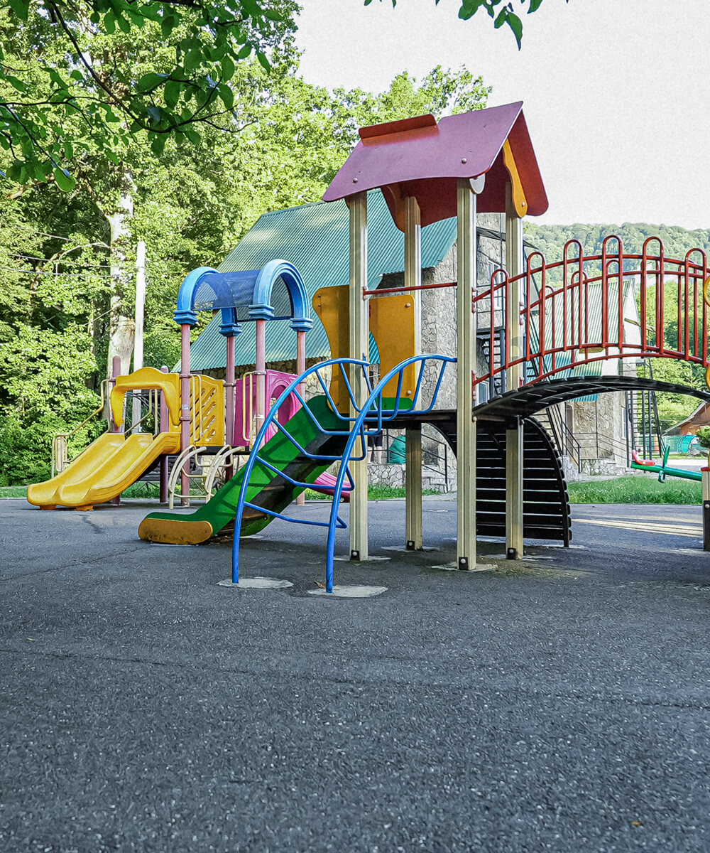 Гуамка с детьми