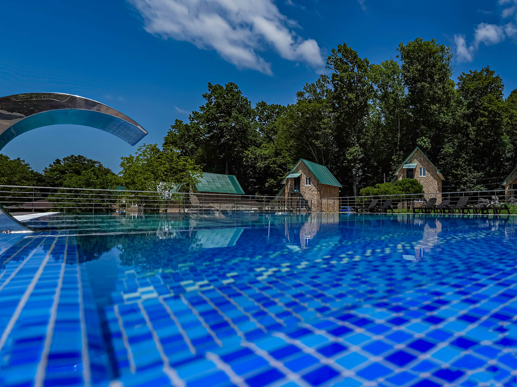 Отдых в Гуамке с бассейном